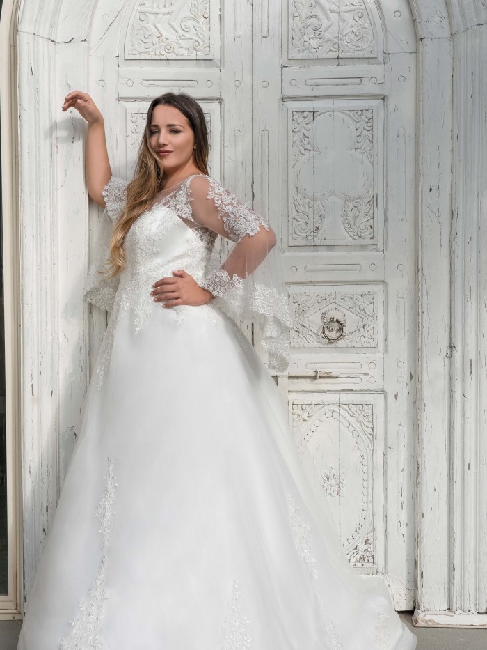 Curvy Wedding Dresses - LX 066